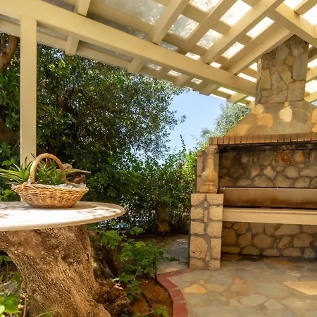 Villa Afrato Vlachata